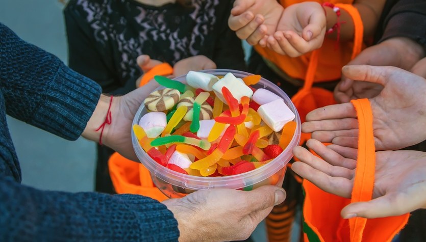 Kolejny "karygodny psikus". Cukierek ze szpilką w Pyrzycach