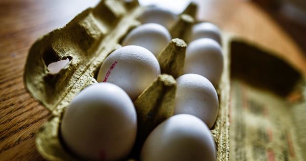 Kolejny kraj UE ma problem z jajami skażonymi środkiem owadobójczym /PAP/EPA