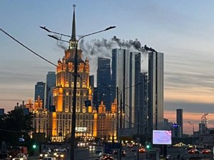 Kolejny pożar w Rosji. Ogień pojawił się na wieżowcu w centrum Moskwy