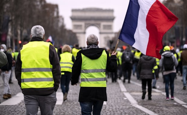 Kolejny protest "żółtych kamizelek". Starcia w Paryżu