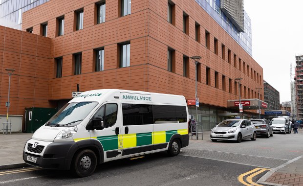 Kolejny rekord zakażeń w Anglii. „Ograniczenia są absolutną koniecznością”