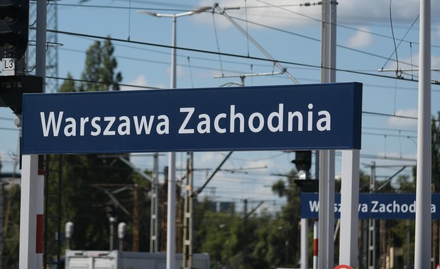 Kolejowy chaos w Warszawie. Dlaczego PKP nie wykonuje zaplanowanych prac?