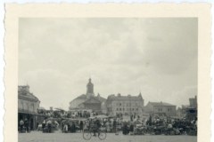 Kolekcjoner przekazał ponad 130 nieznanych fotografii Lublina