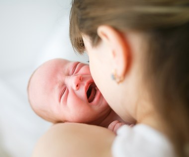 Kolka jelitowa najczęściej dokucza niemowlętom. Ale u dorosłych też występuje