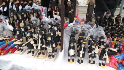 Kolorowe stragany na Salwatorze, czyli krakowski Emaus