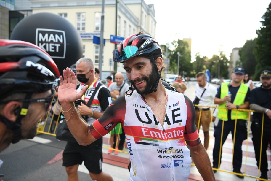 Kolumbijczyk Fernando Gaviria z UAE-Team Emirates cieszy się ze zwycięstwa na mecie 3. etapu 78. Tour de Pologne w Rzeszowie /Darek Delmanowicz /PAP