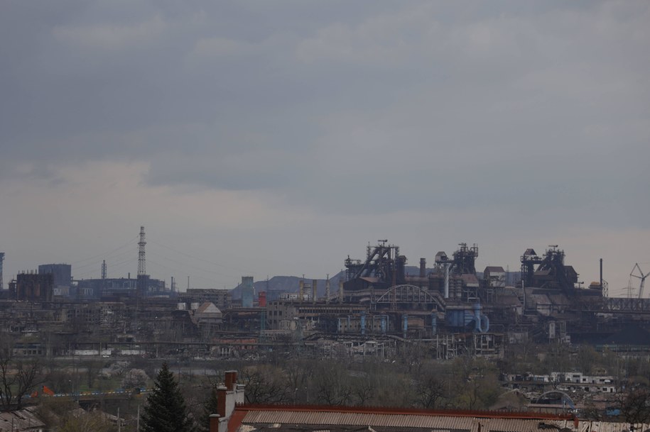 Kombinat Azowstal stał się miejscem schronienia dla cywilów /AA/ABACA /PAP