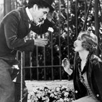 Komedia Chaplina z muzyką na żywo