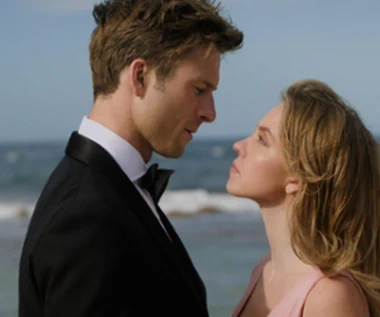 Komedia romantyczna, którą pokochał cały świat. Od dziś dostępna na Netfliksie