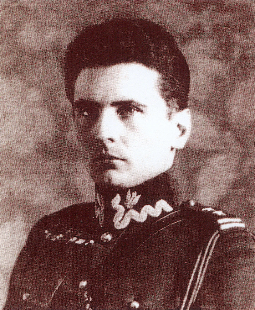 Komendant główny Armii Krajowej generał Stefan Rowecki "Grot". Zdjęcie z lat 30. XX wieku /FoKa /Agencja FORUM
