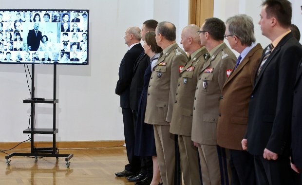 Komentarze polityków po powołaniu komisji smoleńskiej: "Prawdy nigdy za wiele", "To żałosne"