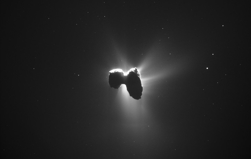Kometa 67P/Czuriumov–Gerasimenko /materiały prasowe