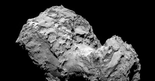 Kometa 67P/Czuriumow-Gierasimienko jest już od roku obserwowana przez europejską sondę Rosetta. /materiały prasowe