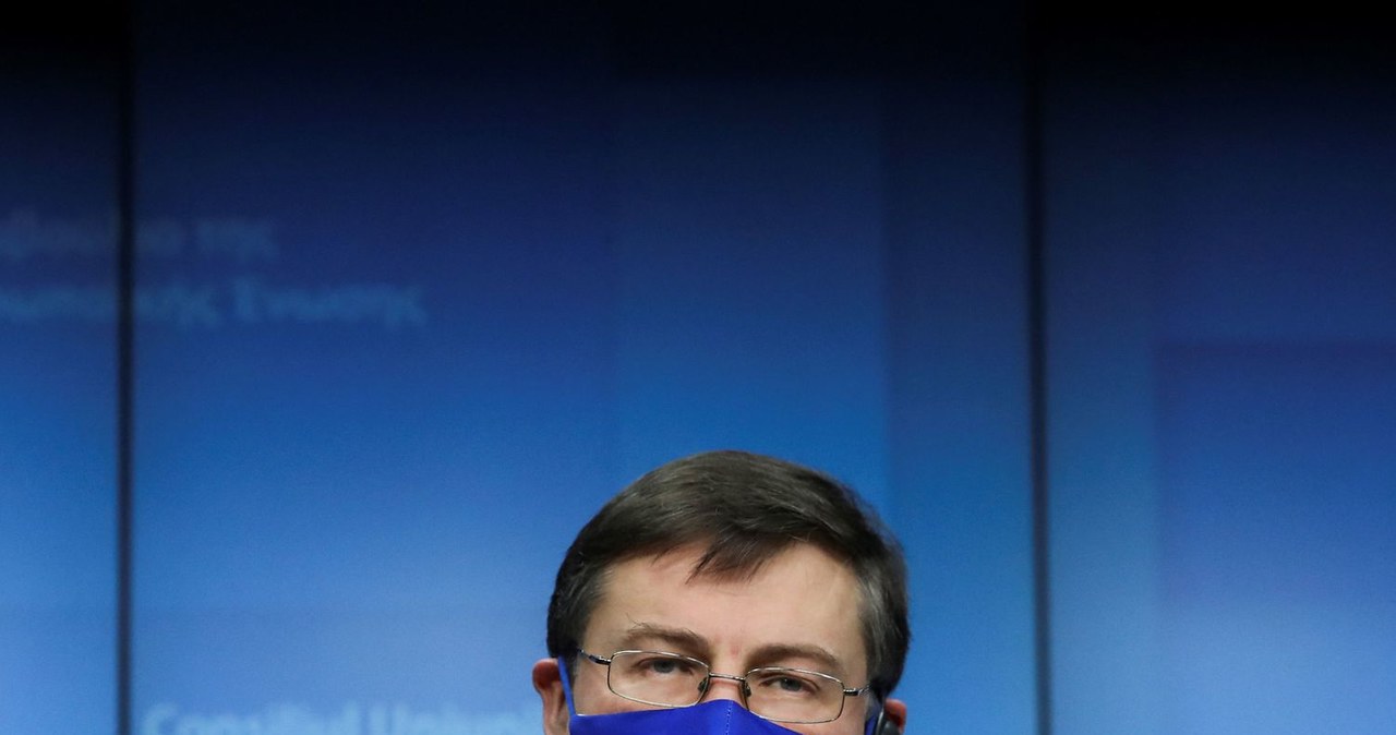 Komisarz ds. handlu Valdis Dombrovskis /Yves Herman /AFP