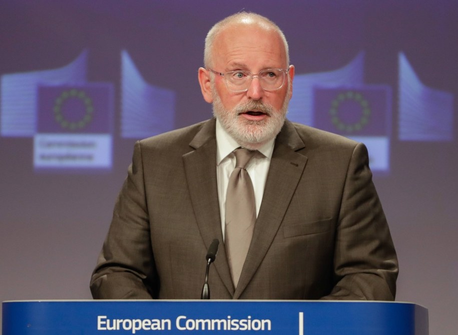 Komisarz ds. praworządności Frans Timmermans  "Ci, co myślą, że nowa Komisja Ursuli von der Leyen będzie miała inne podejście do praworządności niż ja, to się zdziwią" /STEPHANIE LECOCQ  /PAP/EPA