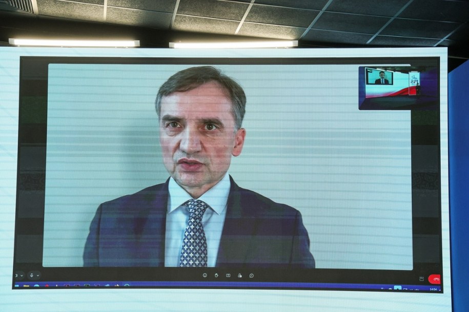 Komisja Europejska umywa ręce w sprawie azylu dla Zbigniewa Ziobry? /Anita Walczewska/East News /East News