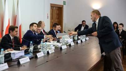 Komisja weryfikacyjna badała sprawę Chmielnej 70. Po siedmiu dniach wyda decyzję