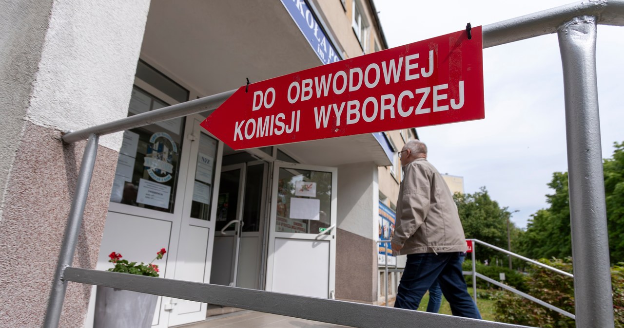 Komisja wyborcza, zdj. ilustracyjne /GRZEGORZ CZYKWIN  /Agencja FORUM