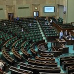 Komisja za uchyleniem immunitetu Dominikowi Tarczyńskiemu. Poseł PiS stanie przed sądem?