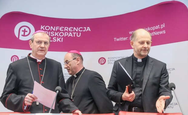 Komisji nie będzie. Rada Prawna zwyciężyła w sporze o zbadanie pedofilii w Kościele