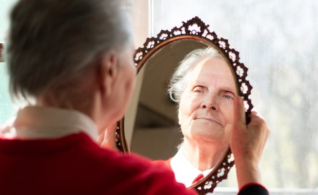 Komórki-zombie: Przełom w badaniach nad starzeniem się