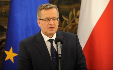 Komorowski do Obamy: Konieczna jest twarda odpowiedź Zachodu na rosyjską agresję