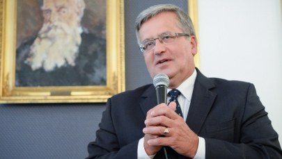 Komorowski wypożyczył z Pałacu lampy, tablety, nawet... kieliszki