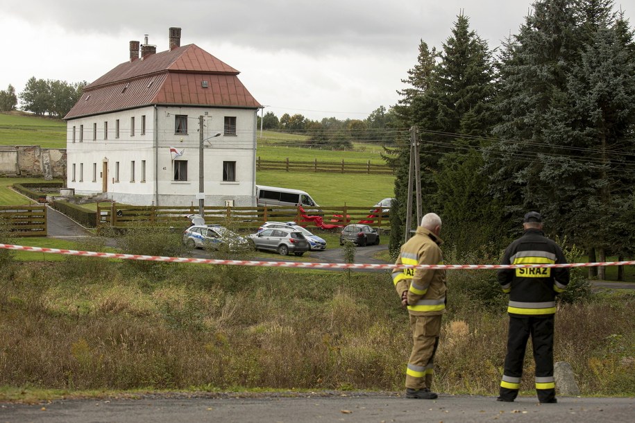 Kompleks przykościelny w miejscowości Pomocne /Aleksander Koźmiński /PAP
