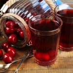 Kompot z wiśni bez cukru. Patent na pasteryzację owoców we własnym soku dla cukrzyków 
