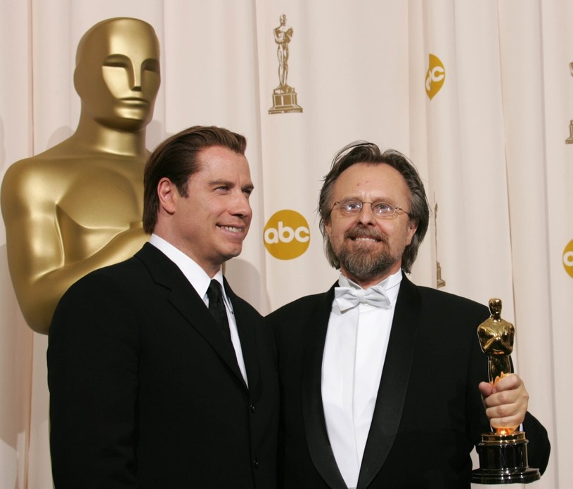 Kompozytor odebrał Oscara z rąk Johna Travolty &nbsp; /Getty Images/Flash Press Media