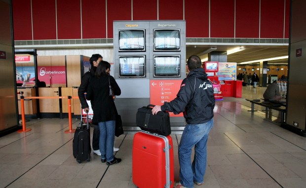 Kompromitacja francuskiego MSW. Aresztowani dżihadyści uciekli!