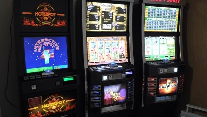 Kompromitacja prokuratury czy błąd sądu? Zatrzymani za nielegalny hazard są na wolności