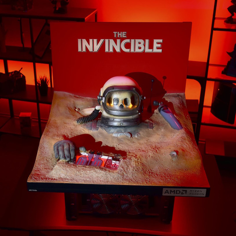 Komputer w wersji "The Invincible" /materiały prasowe