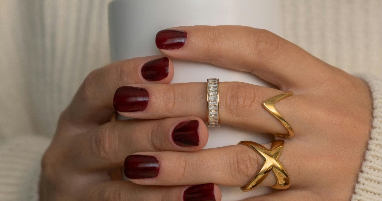 Komu pasują kwadratowe paznokcie? /Natalie Bond /pexels.com