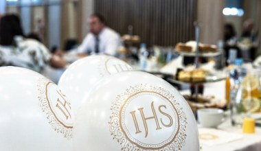 Komunie i wesela w tym roku będą droższe. Winny system kaucyjny