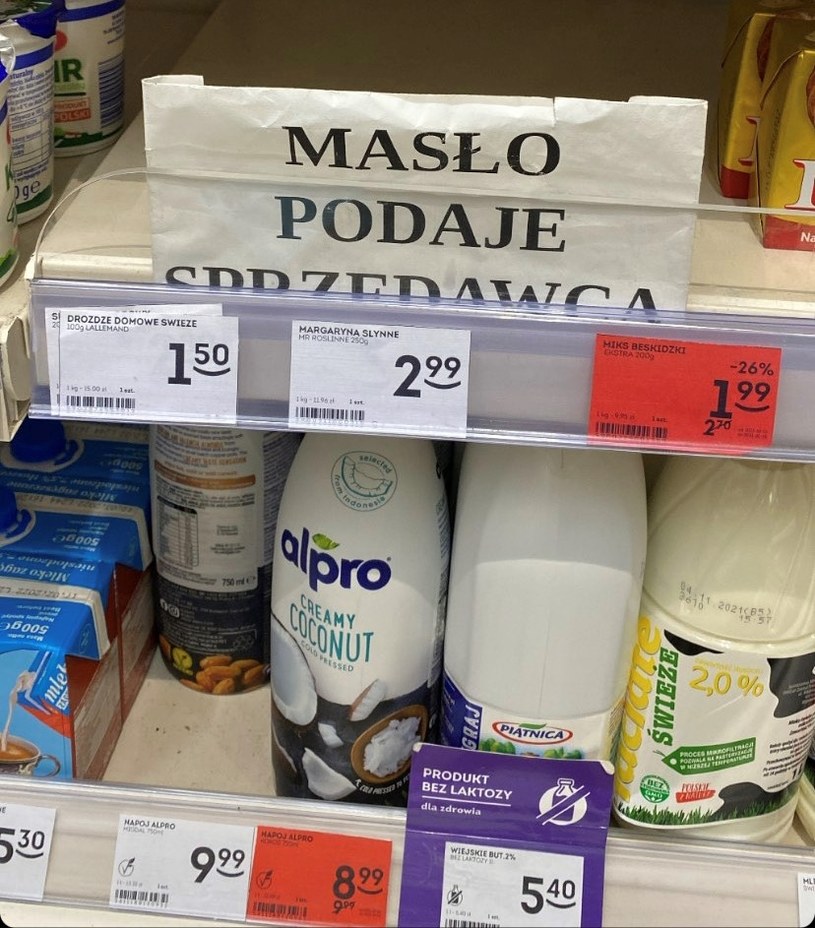 Komunikat w sklepie Żabka odnośnie masła /Przemysław Terlecki /INTERIA.PL