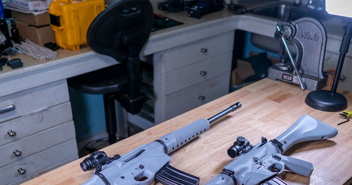 Koncepcja tworzenia broni z drukarek 3D jest stara jak sama technologia drukowania 3D. Niemniej pomysł Chińczyków na drukowanie elementów zaawansowanej superbroni jest czymś zaskakującym /@HoffmanTactical