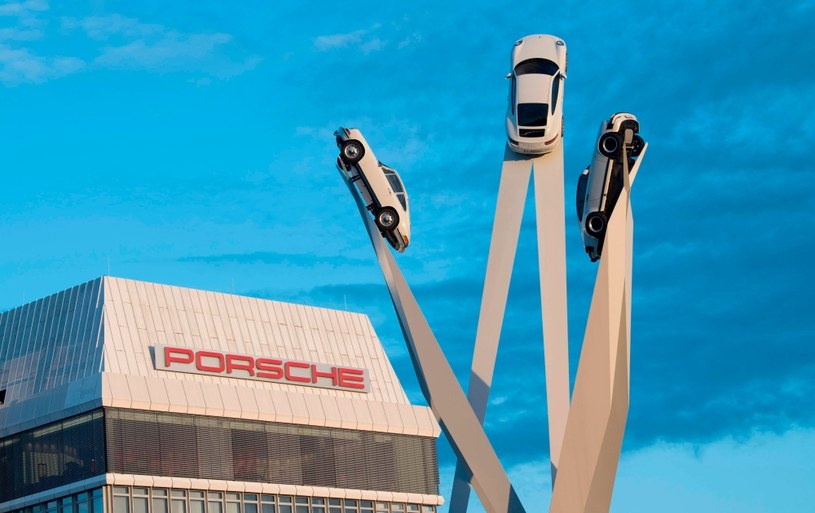 Koncern VW planuje emisję pakietu ogólnodostępnych akcji Porsche /AFP