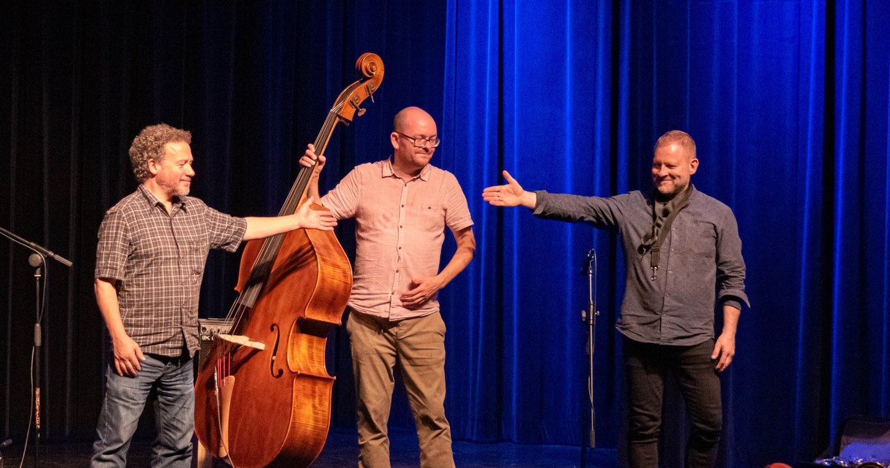 Koncert Mikołaja Trzaski i zespołu Riverloam Trio podczas 23. "Lata z Muzami" /materiały prasowe