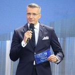 Koncert TVP zasłonięty czarną plandeką. Telewizja komentuje