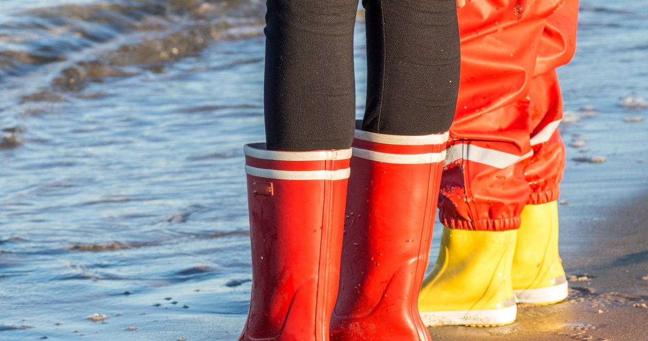 Końcówka wakacji będzie chłodna i deszczowa /123RF/PICSEL