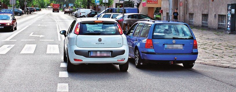 kończący się pas ruchu /Motor