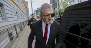 Konfederacja Korony Polskiej coraz mocniejsza. Najnowszy sondaż 