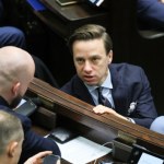 Konfederacja sceptyczna wobec programu SAFE. Bosak tłumaczy, dlaczego