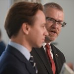 Konfederacje drugą siłą w Polsce? Najnowszy sondaż CBOS wprawia w osłupienie