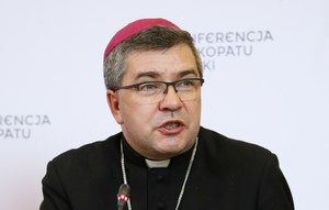 Konferencja Episkopatu Polski: Lekcja religii w szkole nie wystarcza