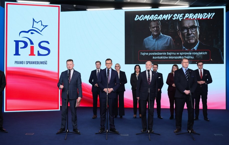 Konferencja polityków Prawa i Sprawiedliwości ws. marszałka Sejmu Włodzimierza Czarzastego; Warszawa 06.02.2026 /	Leszek Szymański   /PAP