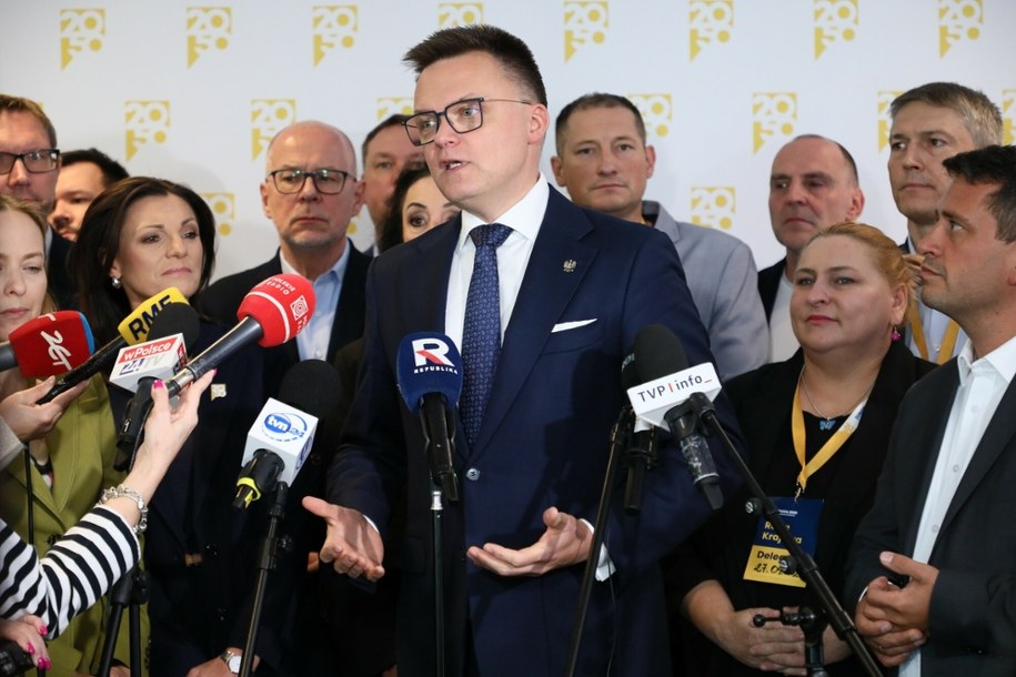 Konferencja Polski 2050 Szymona Hołowni po posiedzeniu Rady Krajowej 27 września 2025 /Dawid Wolski/East News /East News