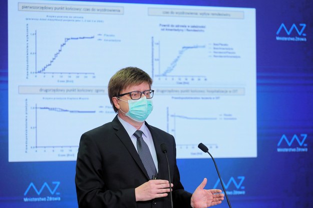 Konferencja prasowa dotycząca wyników badań nad skutecznością amantadyny w leczeniu koronawirusa (prof. Adam Barczyk) - 11 lutego 2022 r. / 	Paweł Supernak   /PAP
