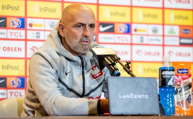 Konferencja prasowa Michała Probierza i Piotra Zielińskiego przed meczem z Finlandią. Śledź przebieg wydarzenia w Interii